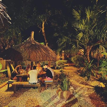 Hostal Zinpar Palomino Ngoại thất bức ảnh