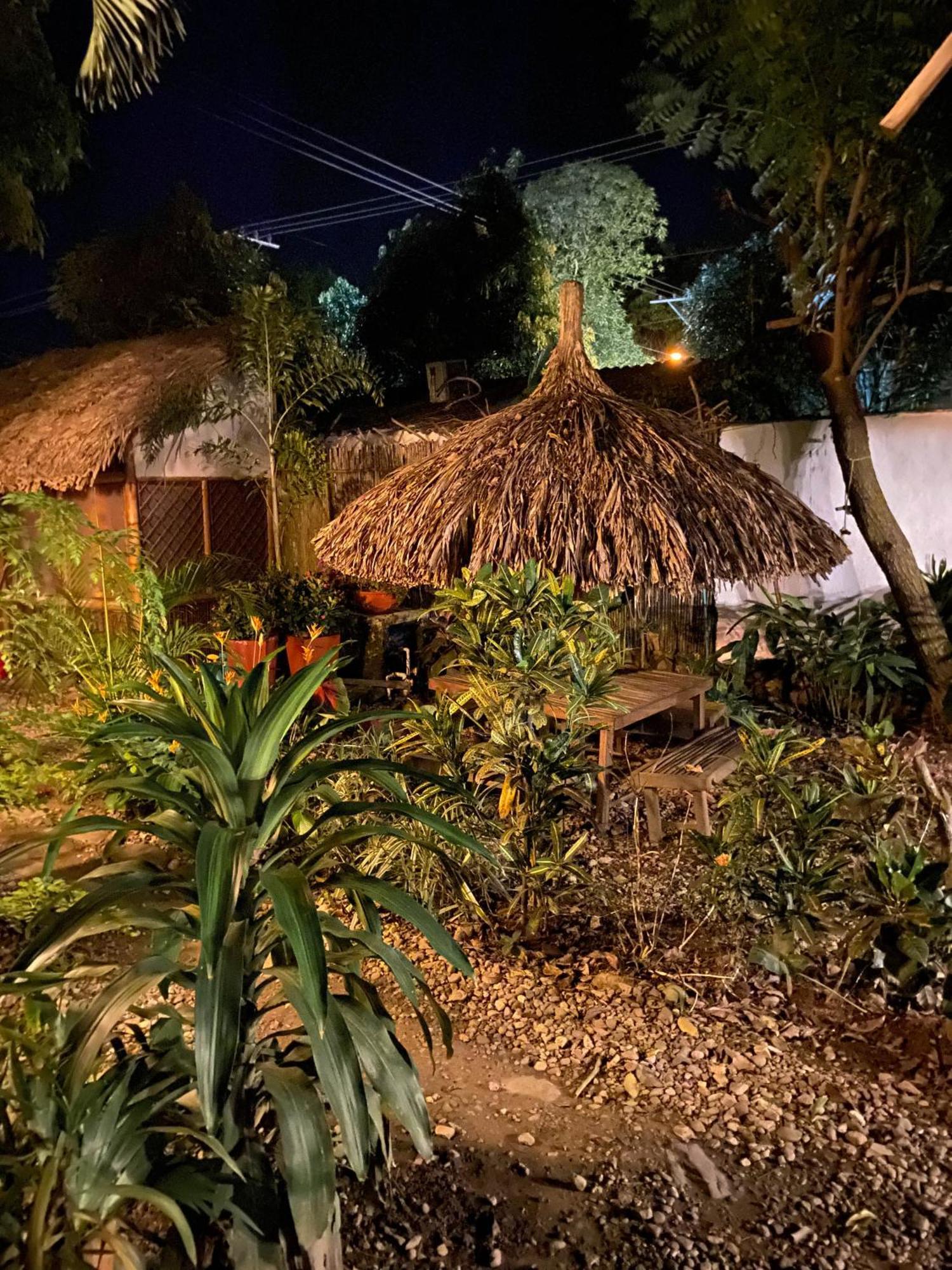 Hostal Zinpar Palomino Ngoại thất bức ảnh