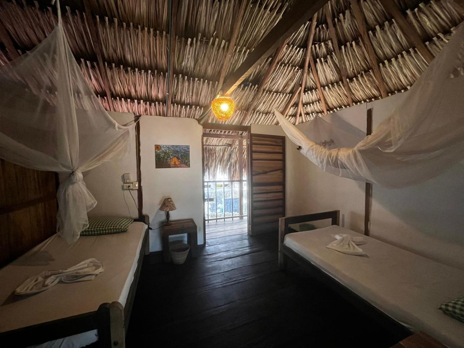 Hostal Zinpar Palomino Ngoại thất bức ảnh